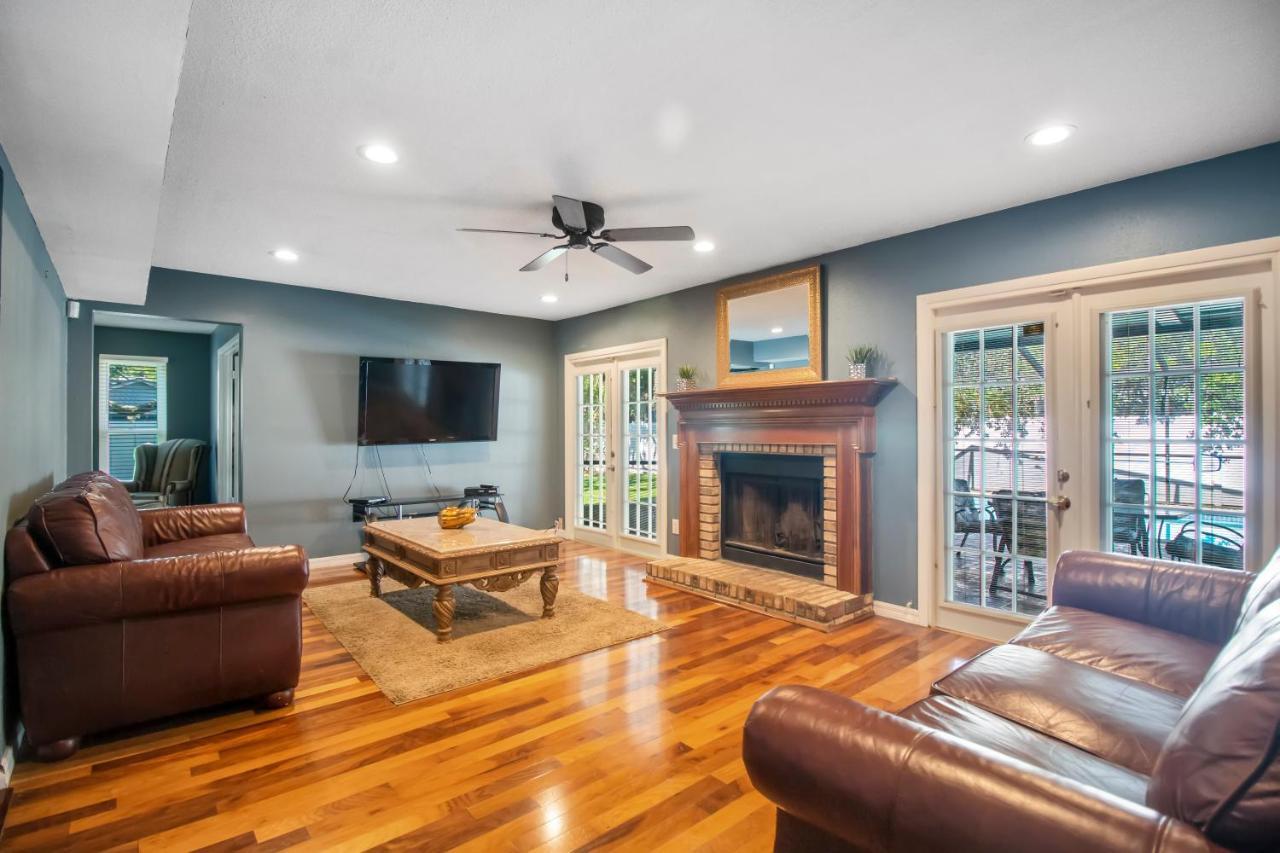 Tampa Bay Pool Home With Heated Pool ブランドン エクステリア 写真