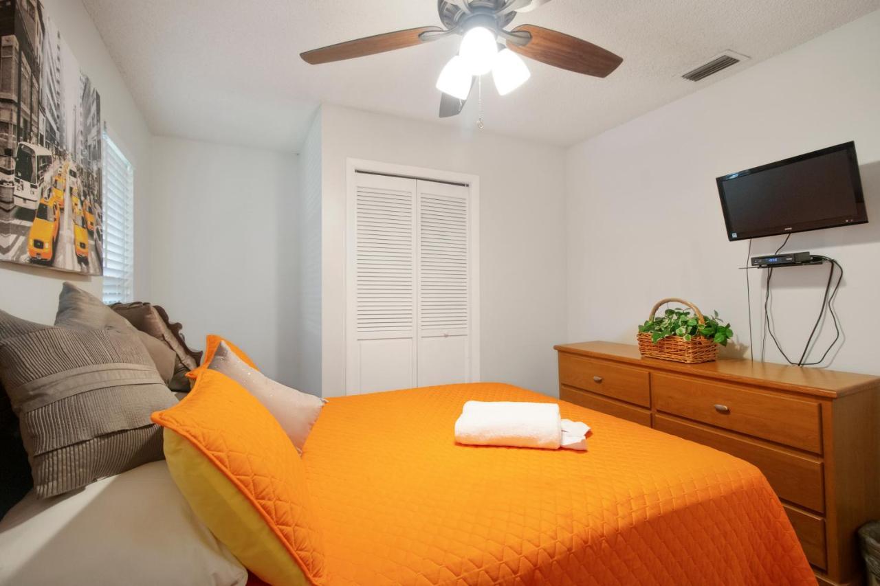 Tampa Bay Pool Home With Heated Pool ブランドン エクステリア 写真
