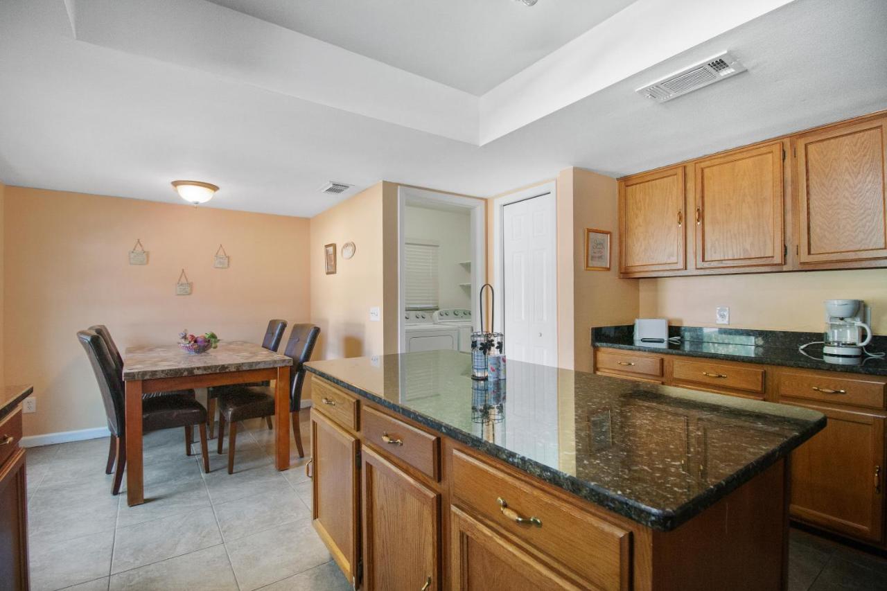 Tampa Bay Pool Home With Heated Pool ブランドン エクステリア 写真